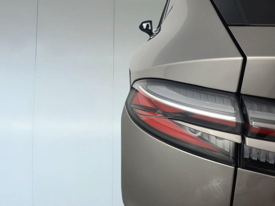 2025 MG HS 2.0T LUXURY AT