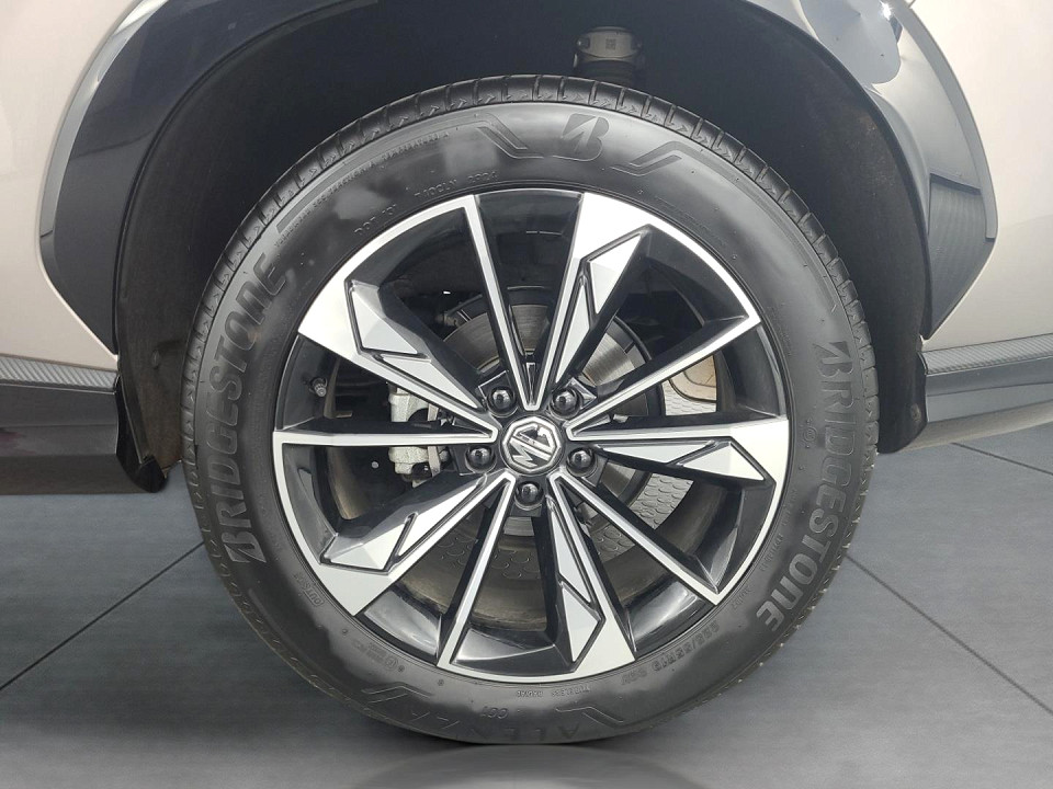 2025 MG HS 2.0T LUXURY AT