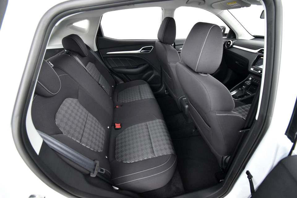 2025 MG ZS 1.5 COMFORT AT