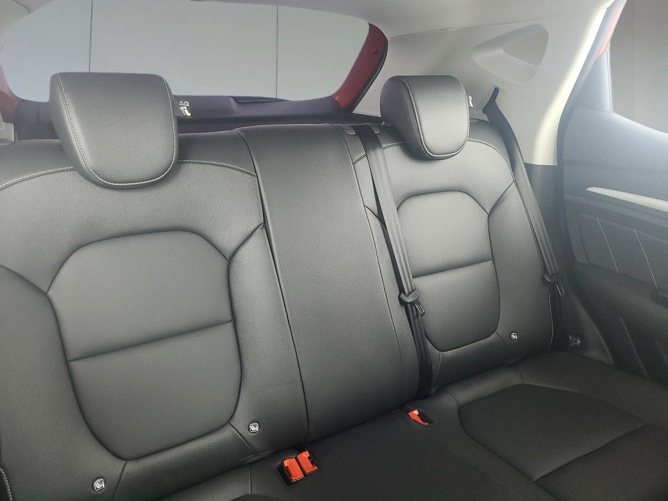 2025 MG ZS 1.5 LUXURY AT