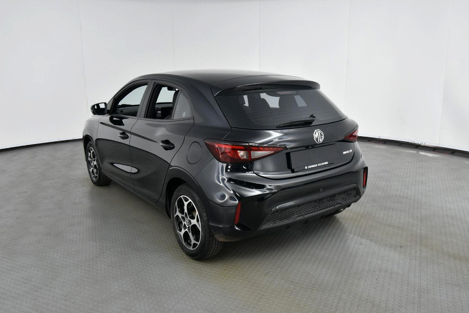 2025 MG MG3 1.5 LUXURY AT