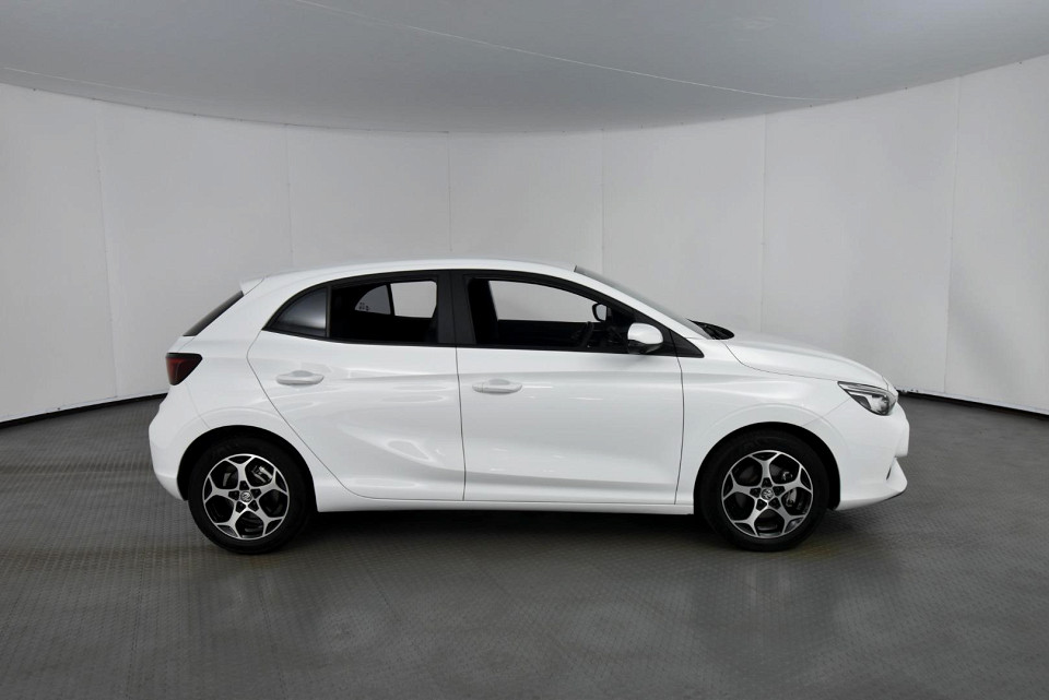 2025 MG MG3 1.5 LUXURY AT