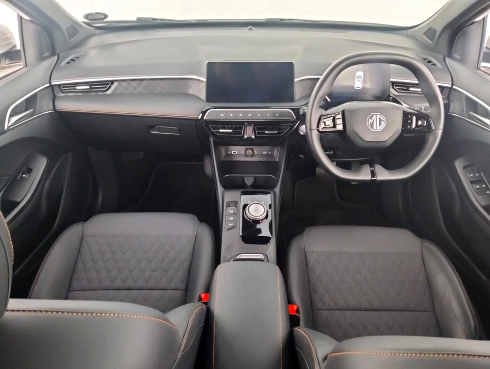 2025 MG MG3 1.5HEV LUXURY AT