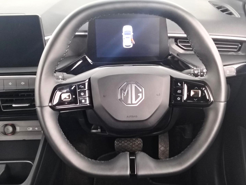 2025 MG MG3 1.5HEV LUXURY AT