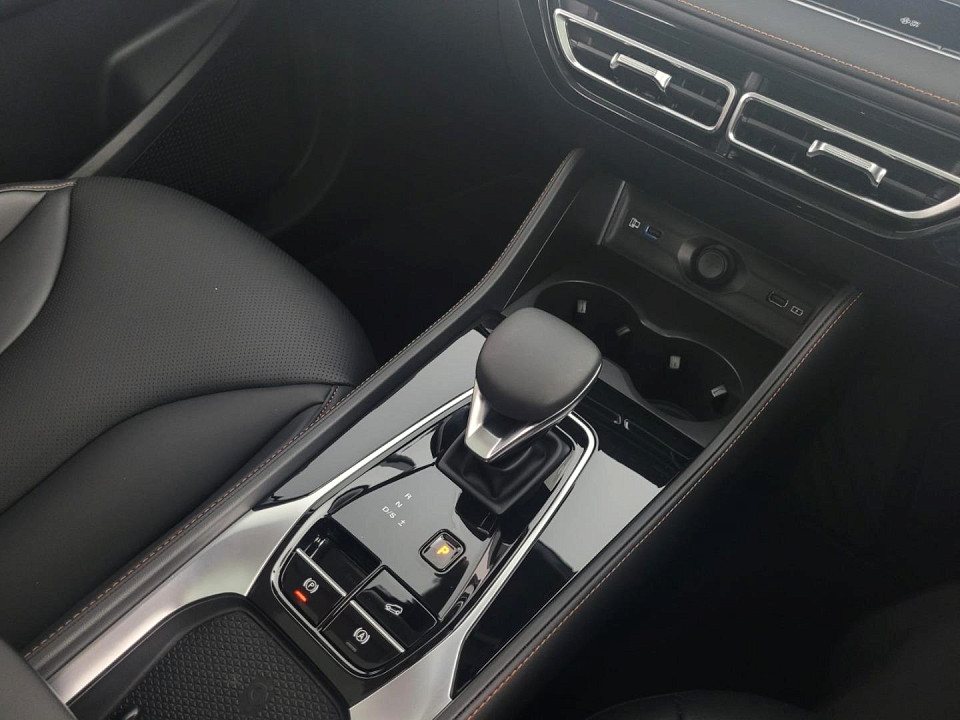 2026 MG HS 1.5T LUXURY AT