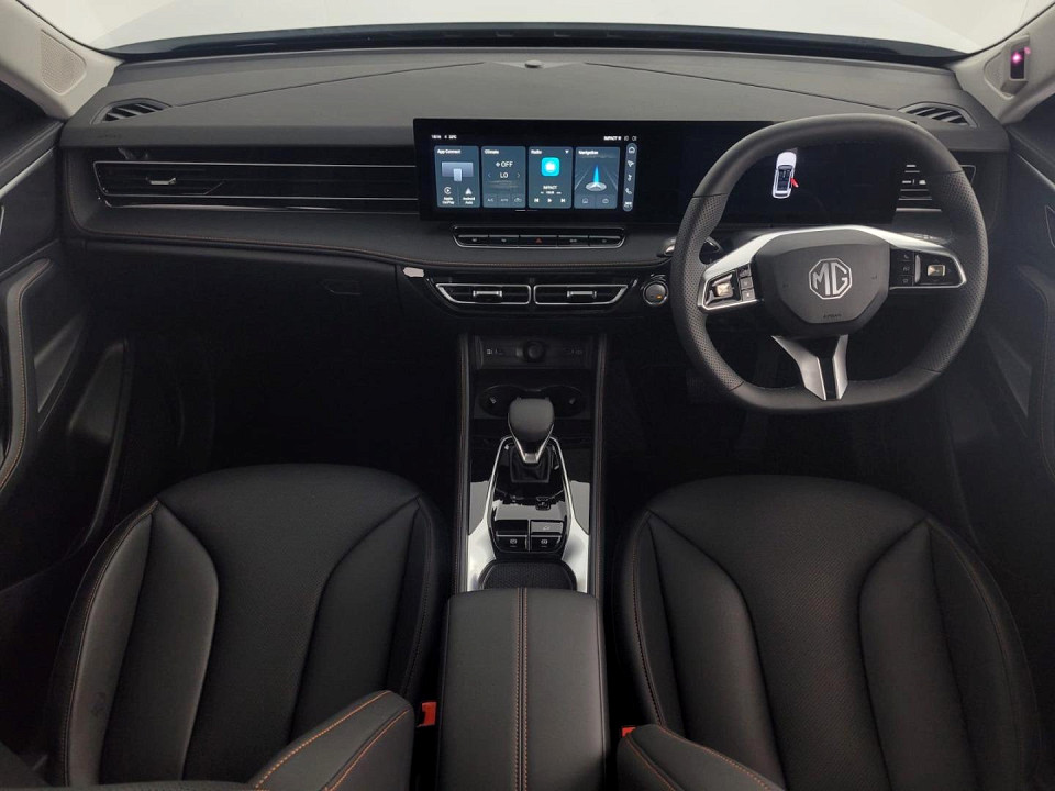 2026 MG HS 1.5T LUXURY AT