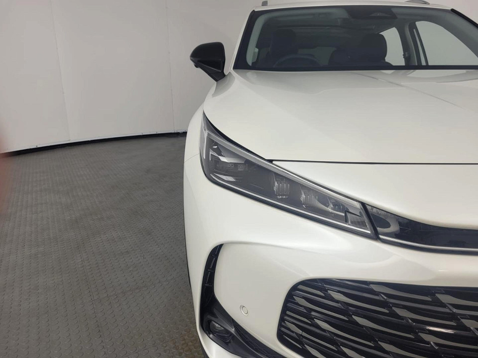 2026 MG HS 1.5T LUXURY AT