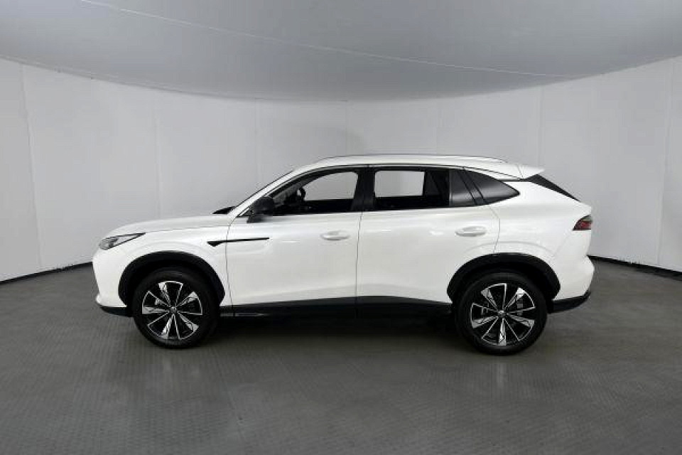 2026 MG HS 1.5T LUXURY AT