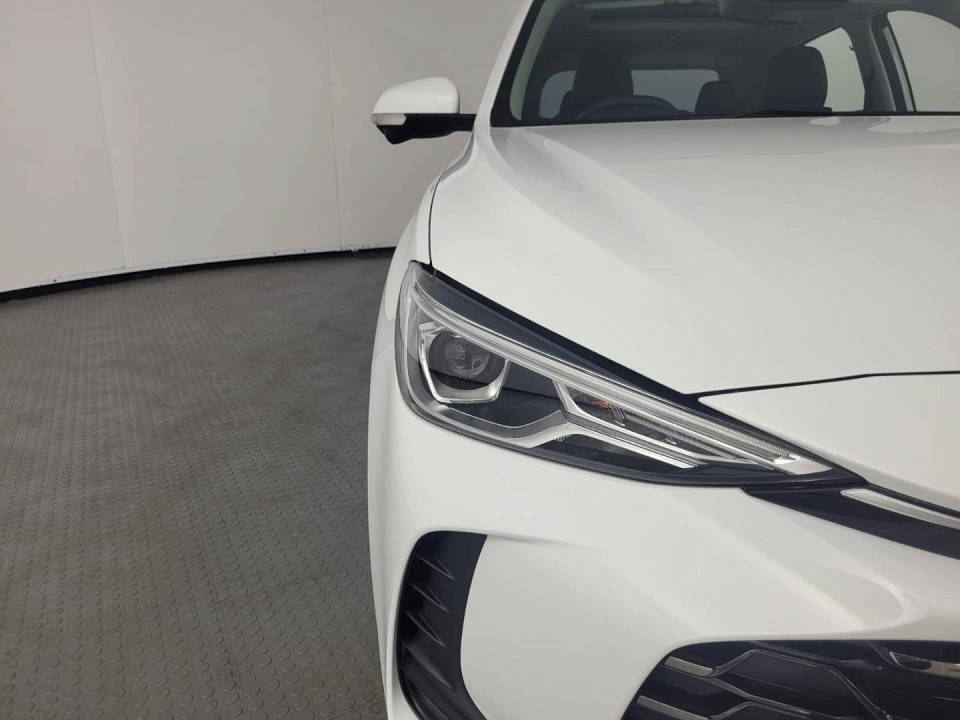 2026 MG ZS PRO 1.5T LUXURY CVT