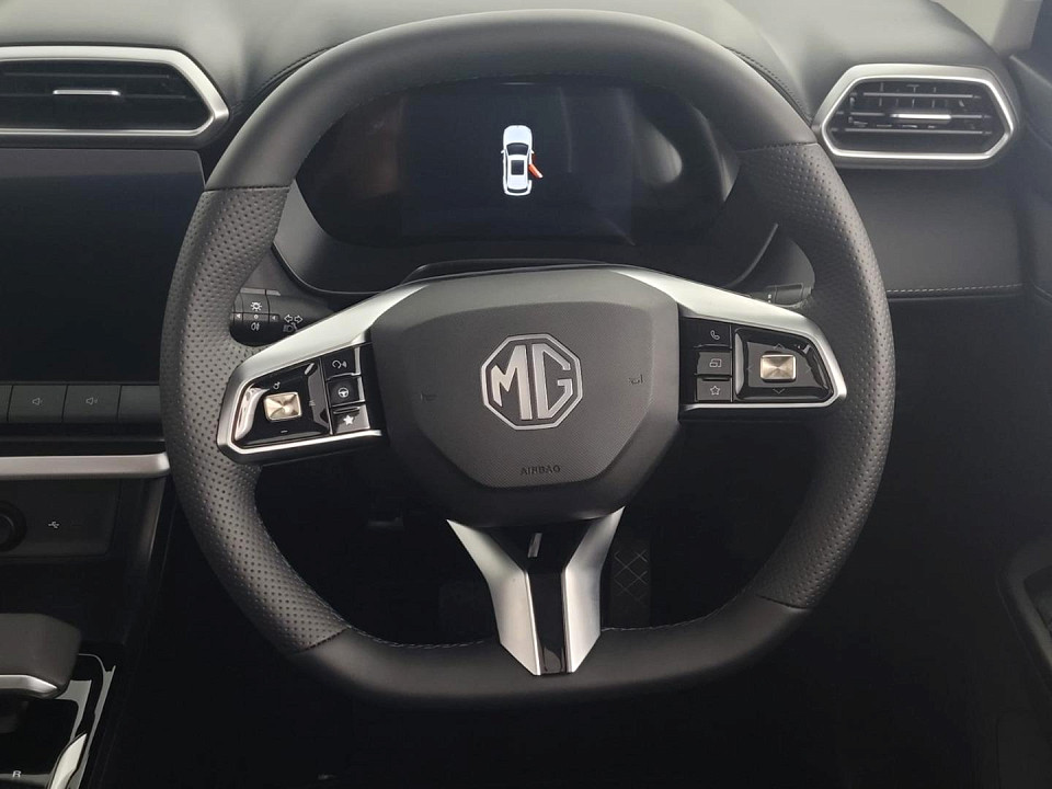 2026 MG ZS PRO 1.5T LUXURY CVT