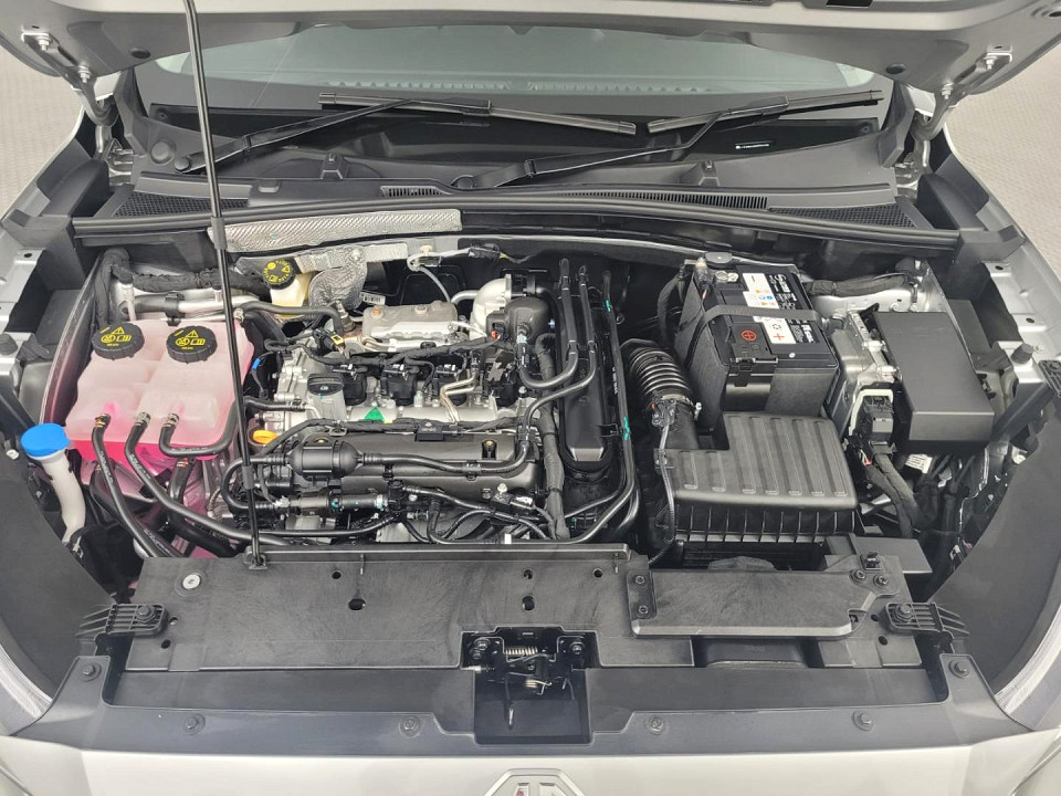 2026 MG ZS PRO 1.5T LUXURY CVT