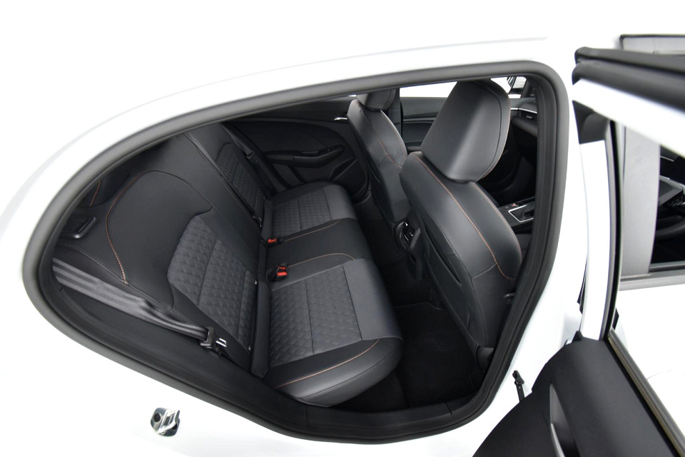 2026 MG MG3 1.5 LUXURY AT