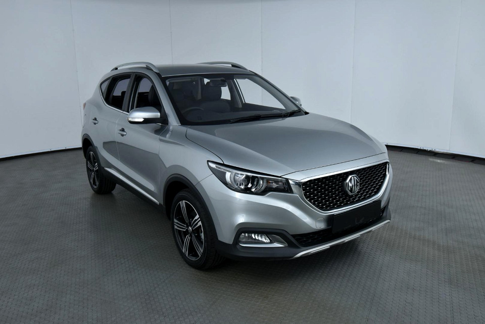 2026 MG ZS 1.5 LUXURY AT