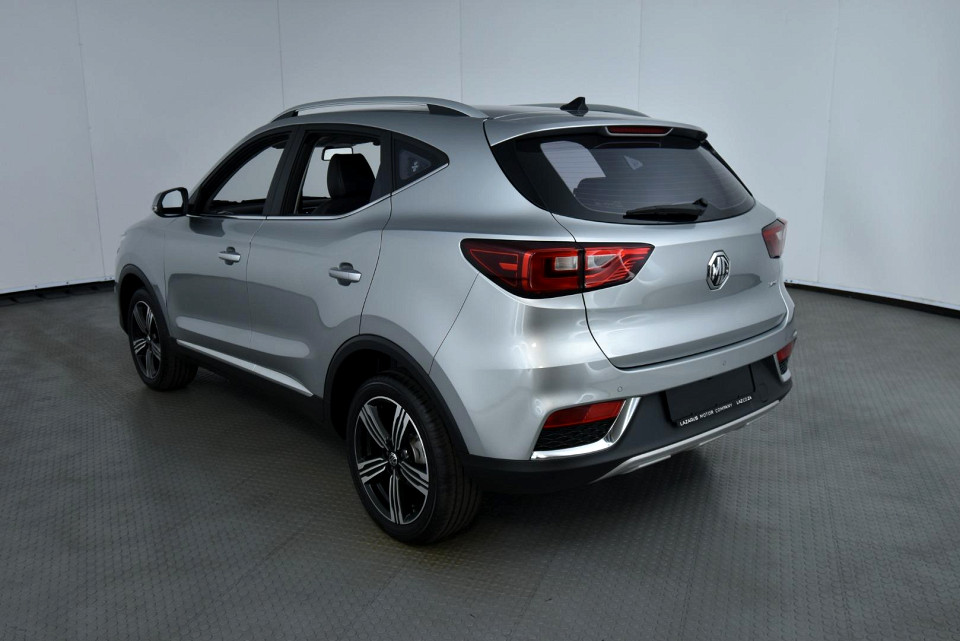 2026 MG ZS 1.5 LUXURY AT