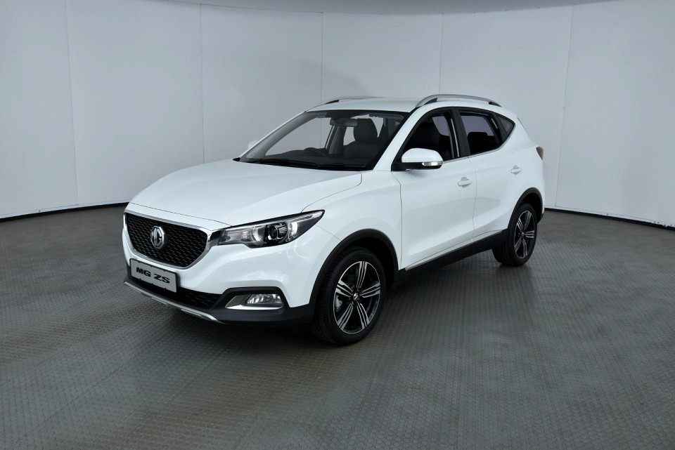 2026 MG ZS 1.5 LUXURY AT