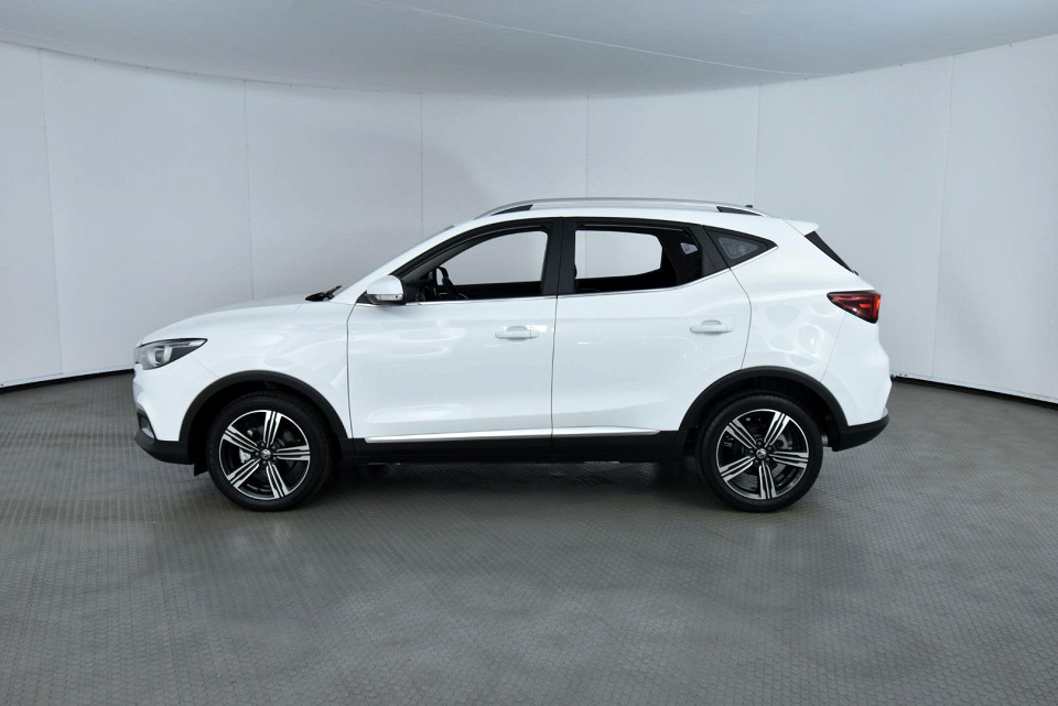 2026 MG ZS 1.5 LUXURY AT