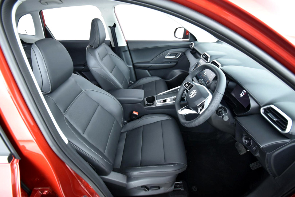 2026 MG ZS PRO 1.5T LUXURY CVT