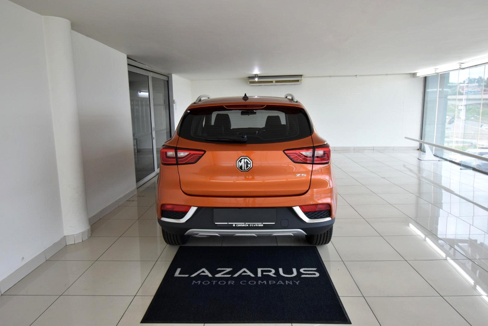 2025 MG ZS 1.5 LUXURY AT