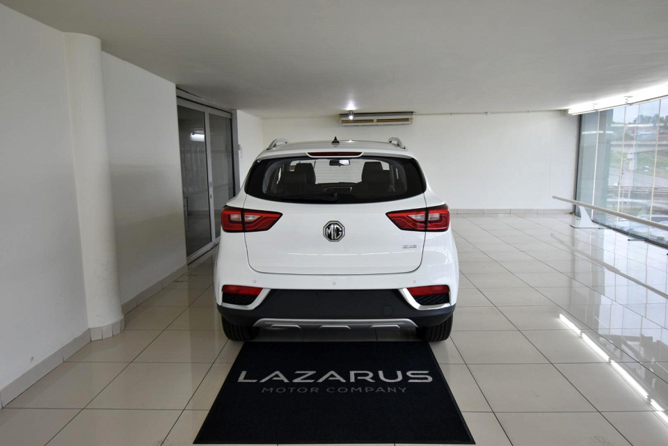 2025 MG ZS 1.5 LUXURY AT