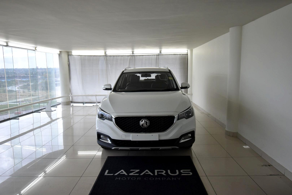 2025 MG ZS 1.5 LUXURY AT