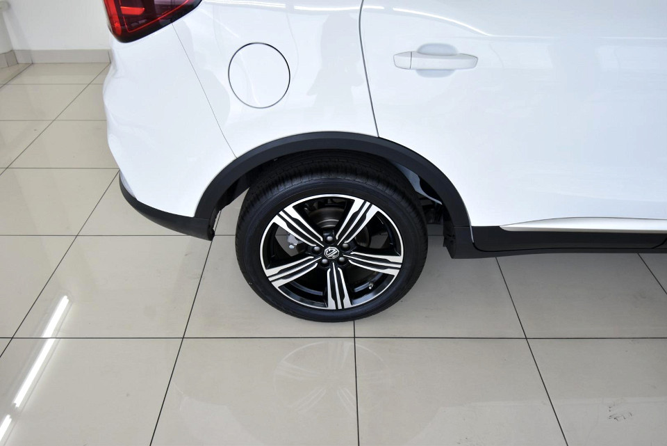2025 MG ZS 1.5 LUXURY AT