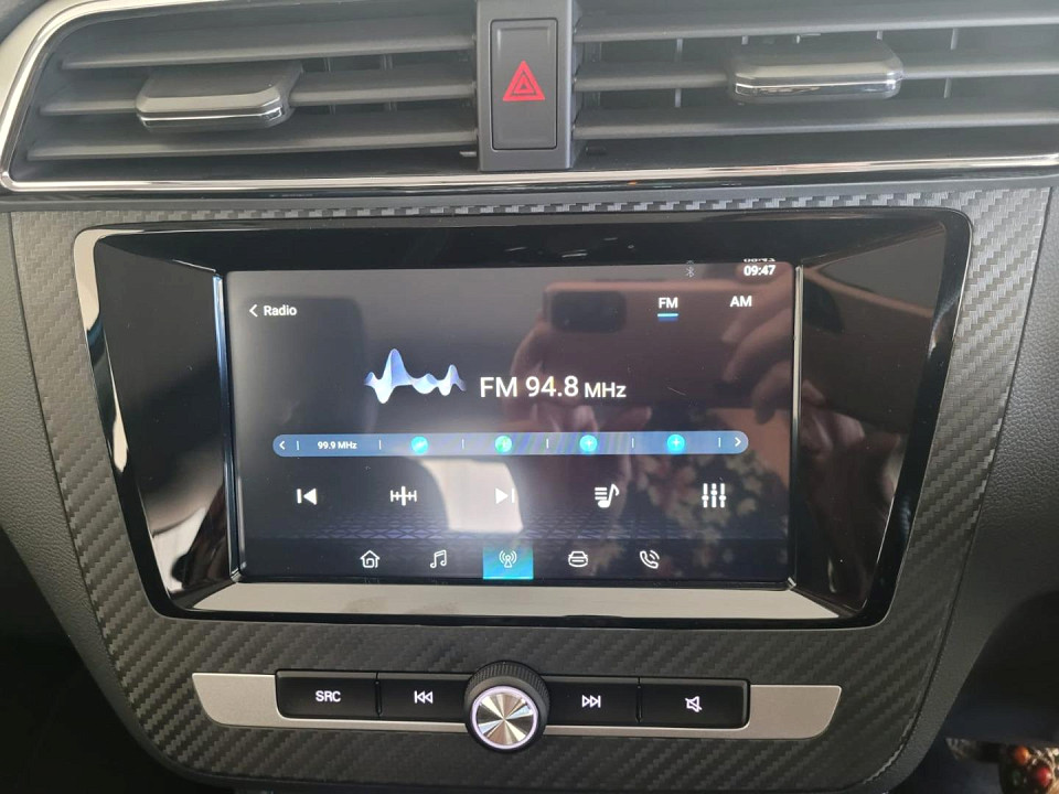 2025 MG ZS 1.5 LUXURY AT