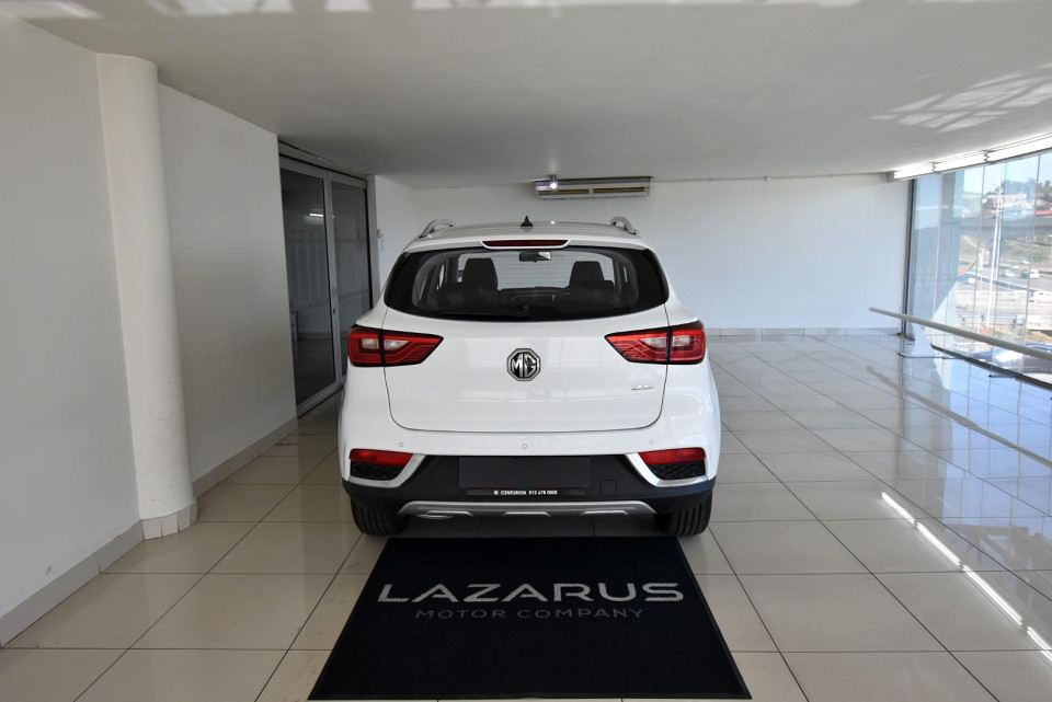 2025 MG ZS 1.5 LUXURY AT