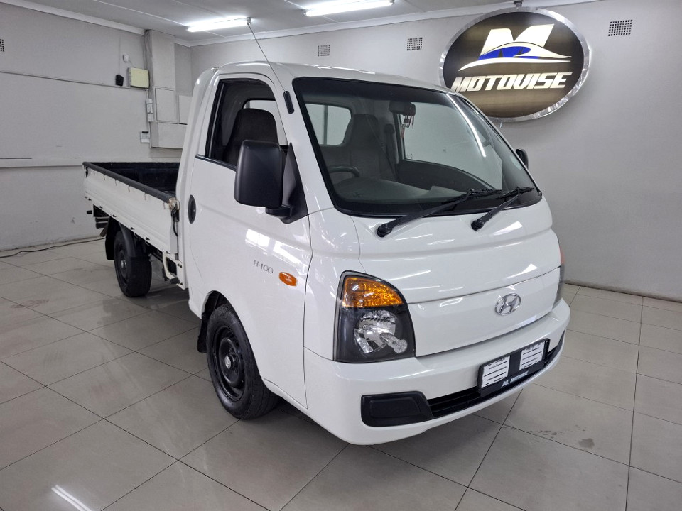 2019 HYUNDAI H-100 BAKKIE 2.6D DECK